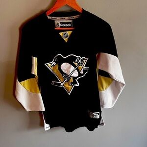 NHL Pittsburgh Penguins NHL hockey jersey Reebok youth size L/XL